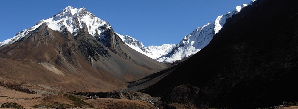 tsum valley trek